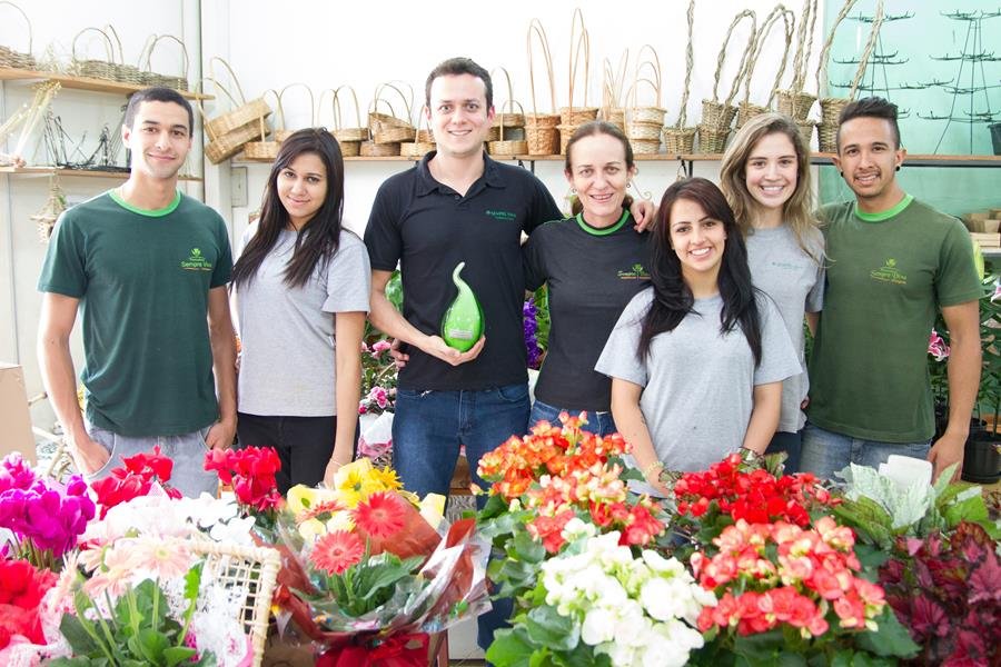 7_Stevan Bressane e equipe_Floricultura Sempre Viva